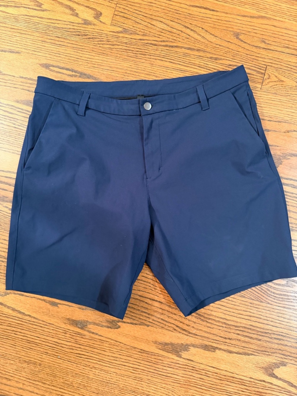 lululemon athletica Men's Navy Flat-Front Performance Shorts